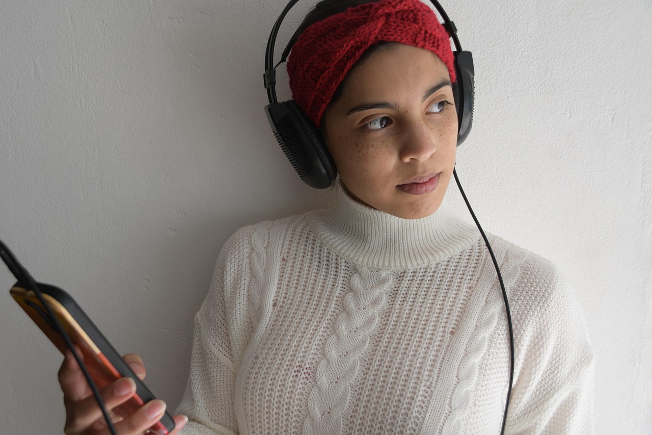 Musica, Blanco, Persona image.